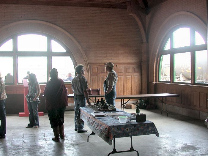 keokuk_depot_open_house_1.jpg