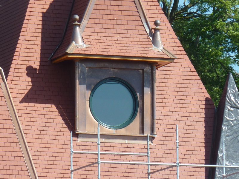 depot_round_window2_7-15-2017.jpg