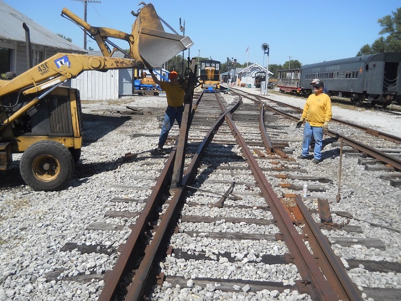 Fixin em up at HVRM 9-9-17 007.JPG