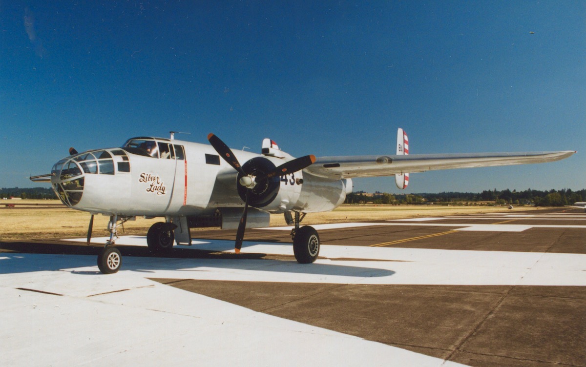 B25 Silver Lady (1).jpg