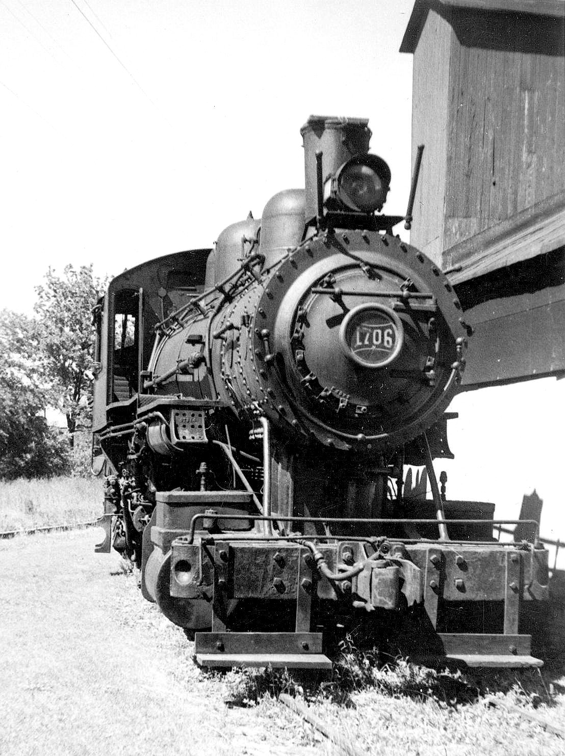 Mystery Steamer 1706 Bingamans coal yard near pine st selinsgrove 1950 Fasold Coll.jpg