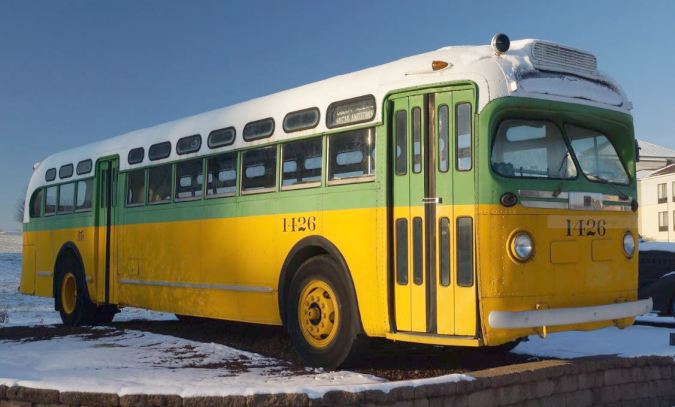 oldbaltimoretransitbus.jpg