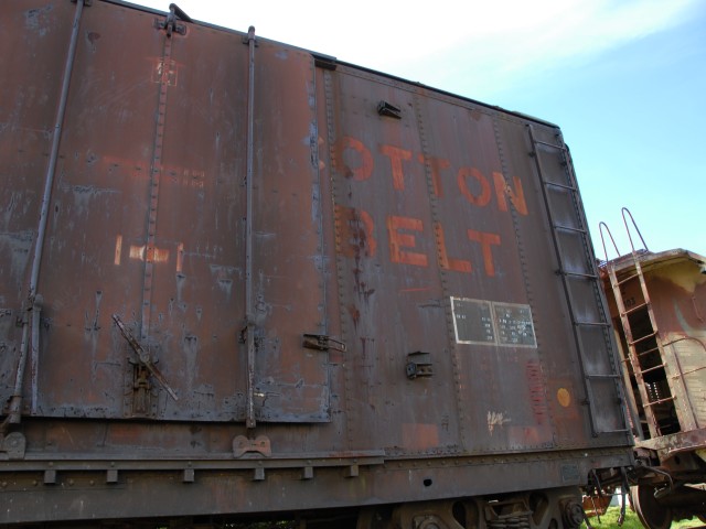 cotton belt boxcar 1.jpg