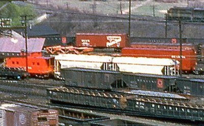 readingyard1953cropped.jpg