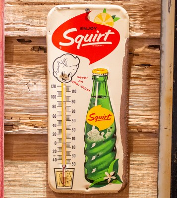 1963squirtthermometer.jpg