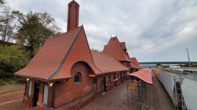 2021-11-23_Train_Shed_Roof_Painting_Damon_Cackley_View2.jpg