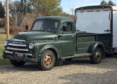 1949dodgetruckdarkgreen.jpg