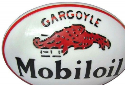 gargoylemobiloilglobecropped.jpg