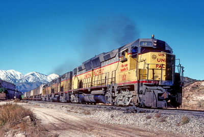 UPRR-82-DD35A-CAJON-SUMMIT-NOV78-P-COOK.jpg