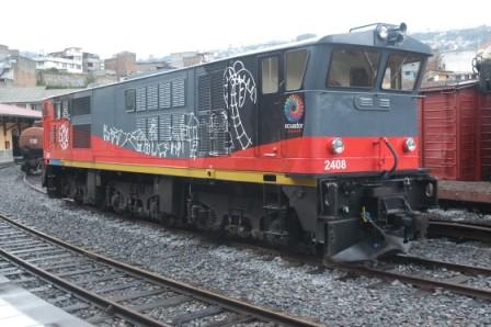Diesel 2408 in Chimbacalle station web_0006.JPG