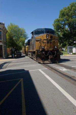 La Grange, KY CSX EB in street web_0181.jpg