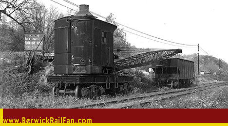 CPW-BrownhoistCrane-Hopper-Oct1962.jpg