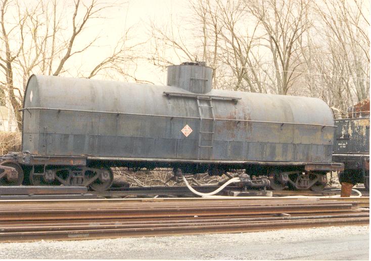 utlx5504 WWRR Marshallton 1996 JC Nelson Photo.jpg