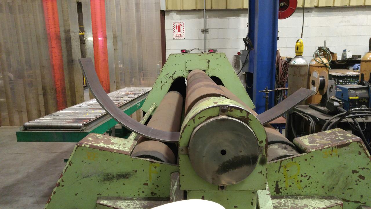WWRR 98 Steam Pipes Metal Being Shaped 2016-01-24.jpg