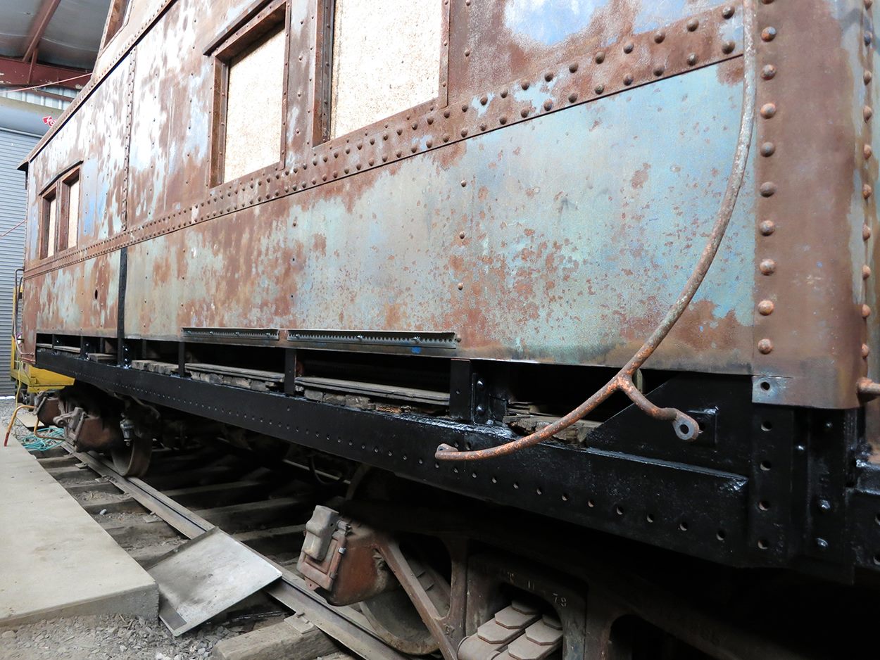 LV95100-jun2013-1.jpg