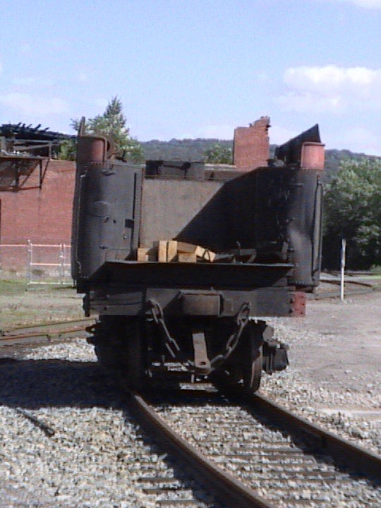 Tender with no oil tank.jpg