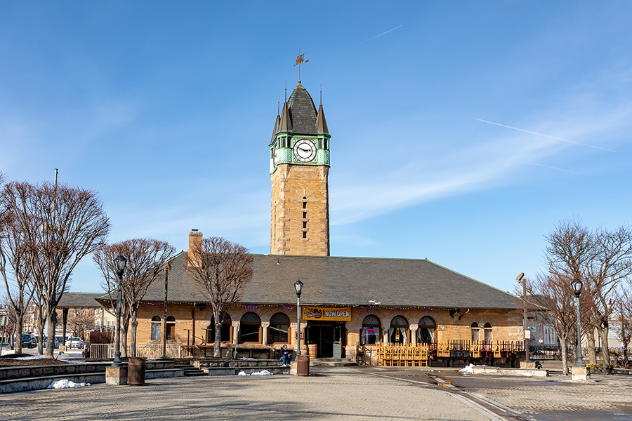 CNJ Elizabeth Station SLR.jpg