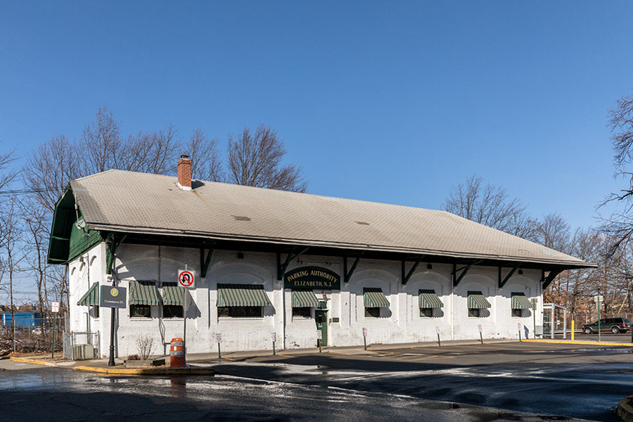 CNJ Freight Station Elizabeth SLR.jpg