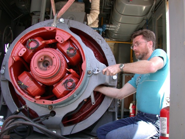 Installing exciter in M.177.jpg