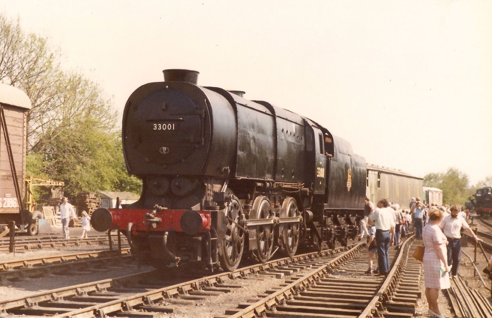 80-143b.jpg