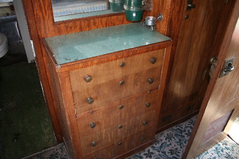 IC2DRESSER1.jpg
