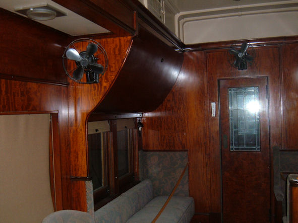 Car54-lounge-berth1.jpg