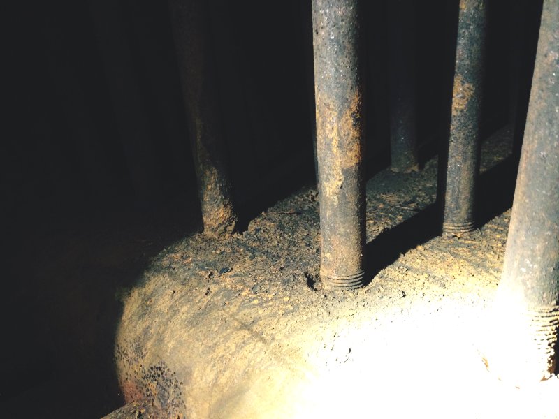 Pic 2a - Boiler internal crown sheet staybolts detail2.jpg