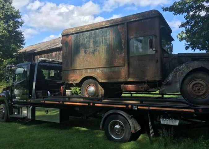 1941fordreatruck.jpg