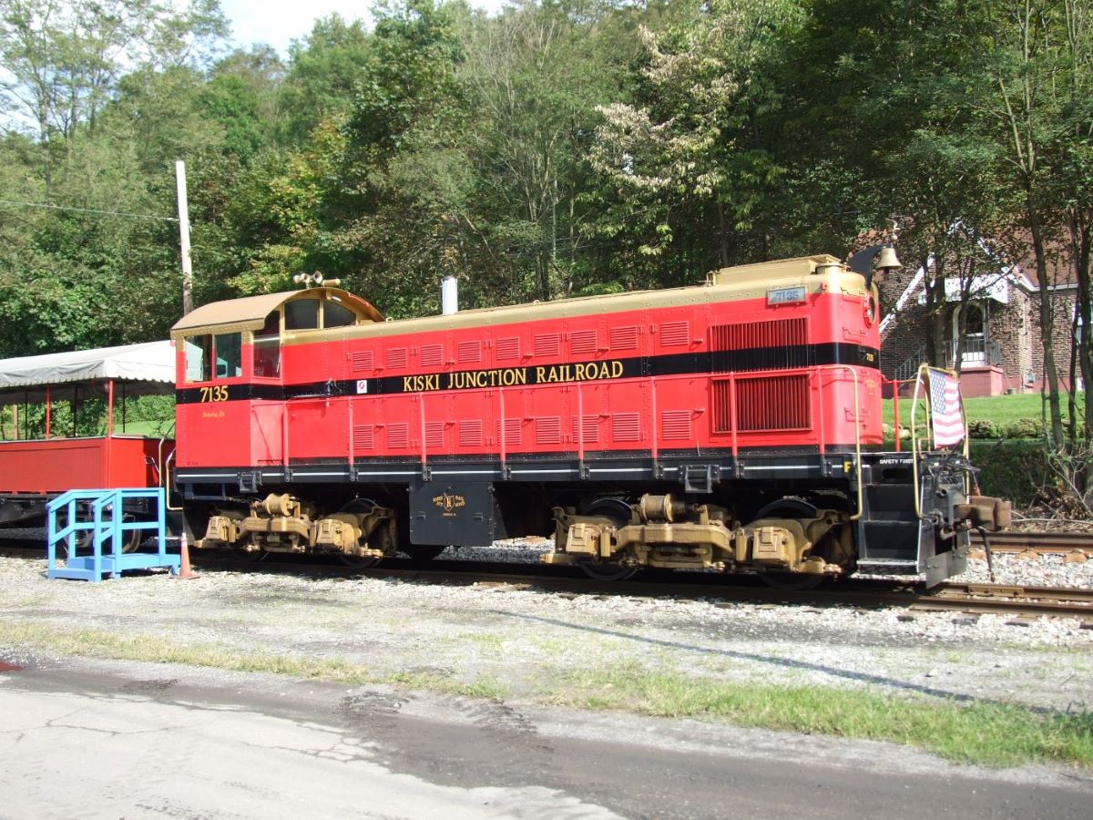 11-2796a.jpg