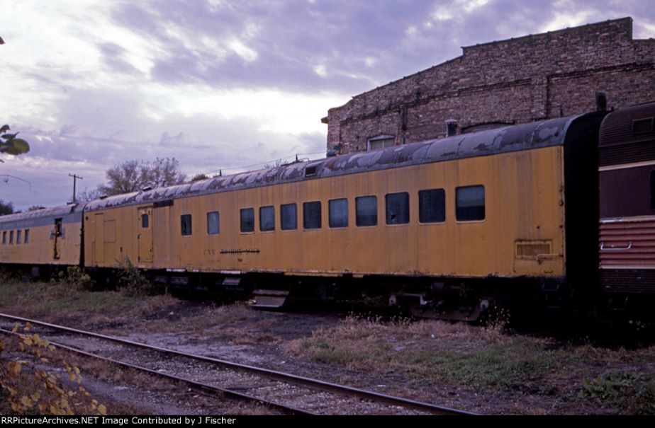 1983-12-26-p7-black-aw.jpg