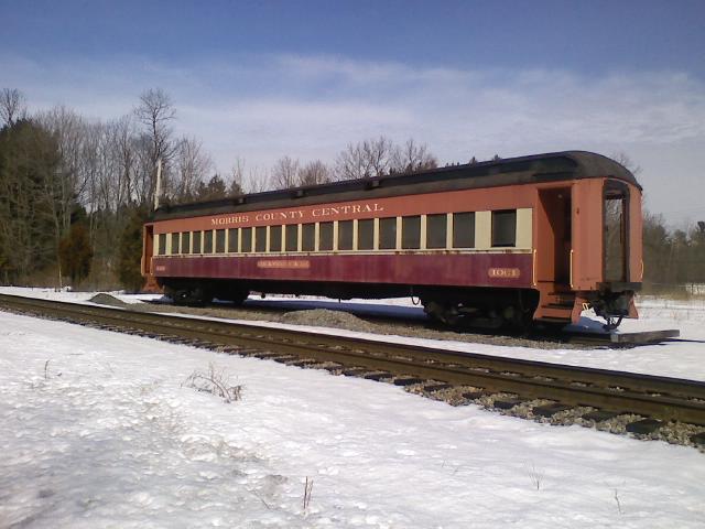 0226111243-00.jpg