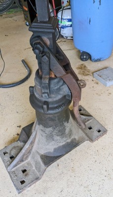 Locking handle and base Details.jpg