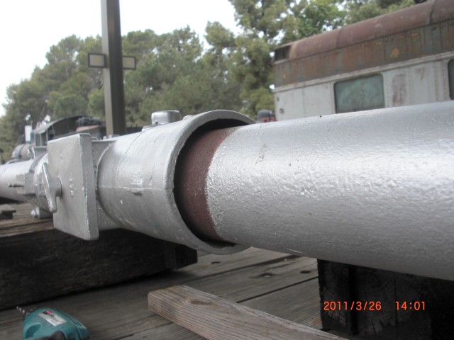 Upper and lower mast loosely assembled.jpg