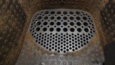 tubes-and-flues-on-firebox-end  reduced.jpg