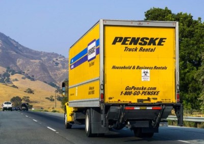penskeboxtruck.JPG