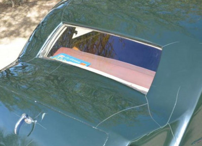 nitrolacquercrackingoncar.jpg