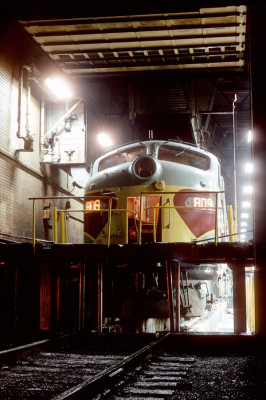 ELRR-E8A-809-NIGHT-MARION-SHOP-P-COOK.jpg