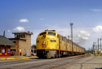 CRIP-657-E8A-FREIGHT-BLUE-ISLAND-IL-SEP73-P-COOK.jpg