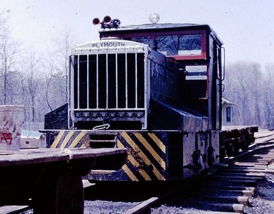 Plymouth_2_04-1965-017a.jpg