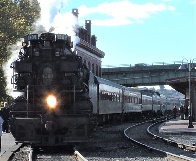 At Cumberland, MD station getting ready to go to Frostburg, MD Oct 27th 2022 # 2.jpg