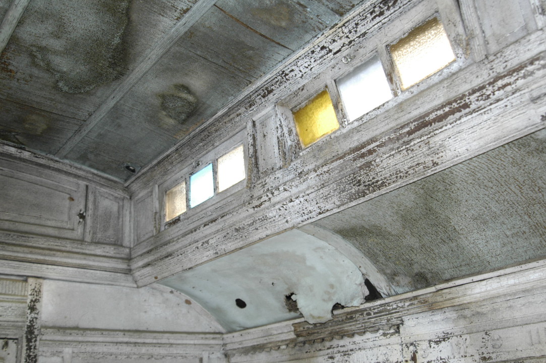 20101204n-003 Passenger Car 110 - Washington GA.JPG