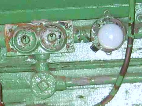 CNR 5700 Engineers side.jpg