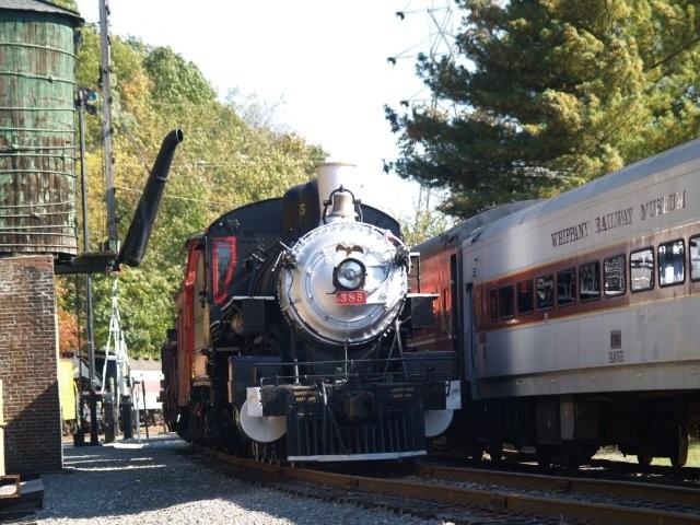 WRyM 385 At Water Tank 10-17-2011 A sm.jpg
