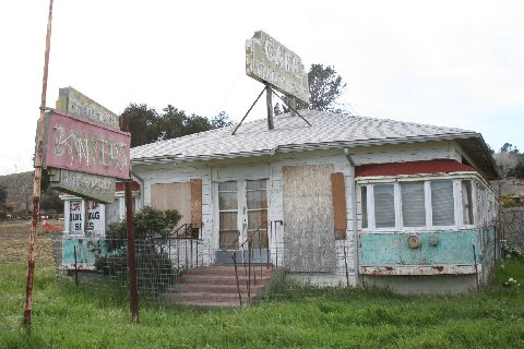 CAFE3.jpg