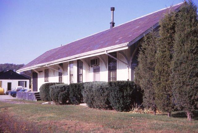 NYS&W Sparta Station c-Fall 1973 EHG sm.jpg