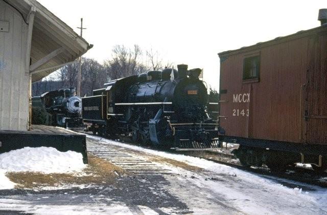 NYS&W Sparta Station w-MCC Winter 1974 EHG sm.jpg