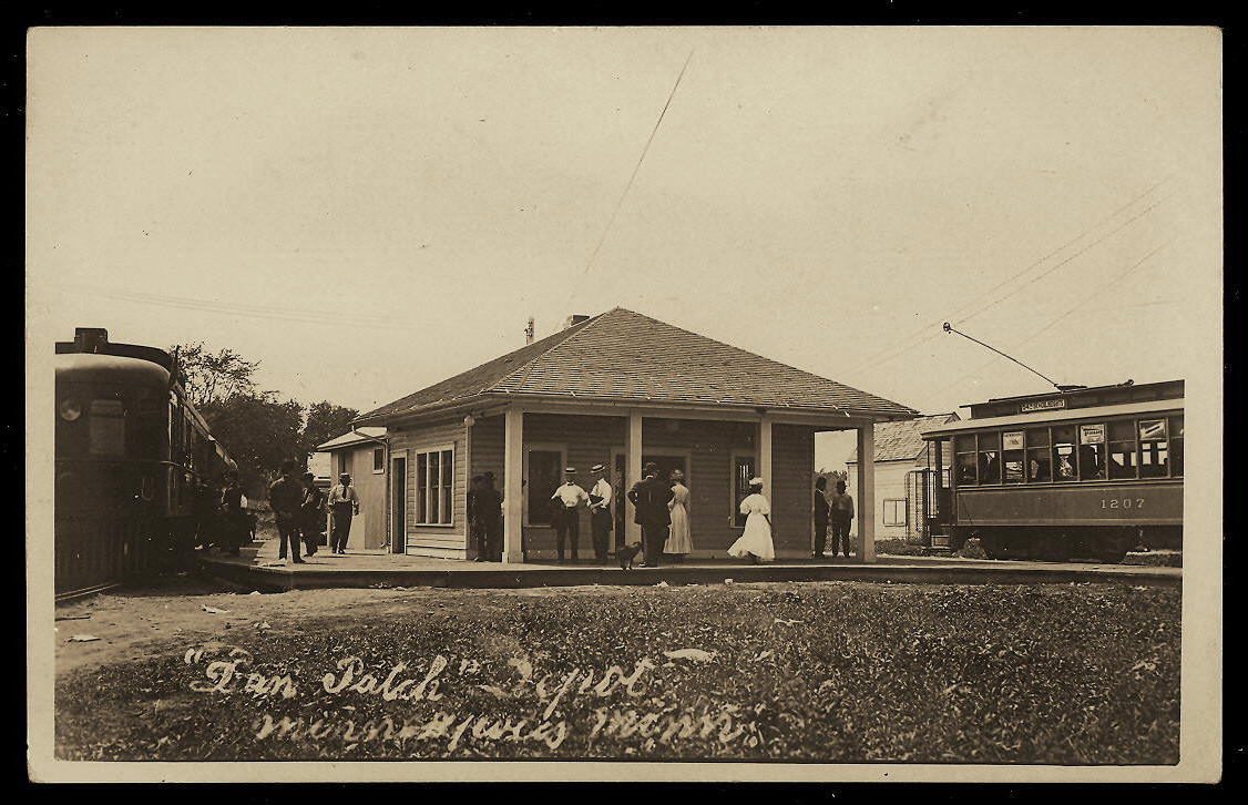 Dan Patch Lines station with TCRT 1207.jpg