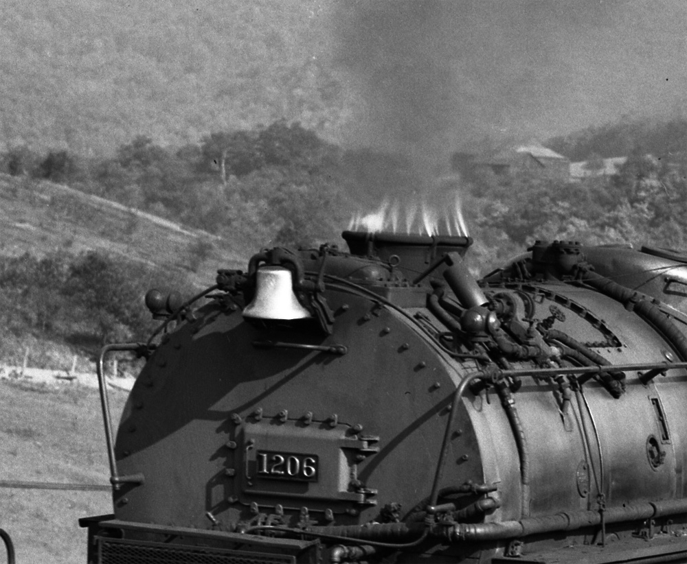 Stack exhaust2.jpg