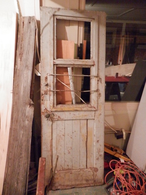 caboose replacement door and seat frame 002.JPG