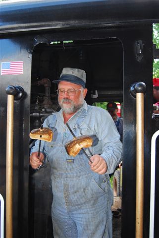 Flagg Coal cooking 2.JPG